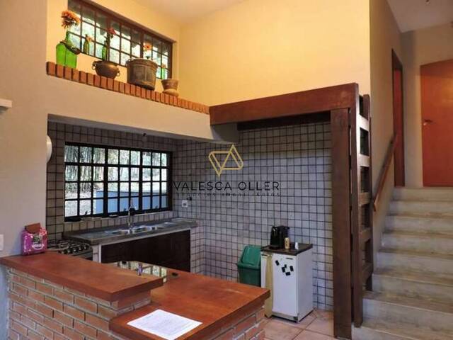 Casa para Venda em Carapicuíba - 2