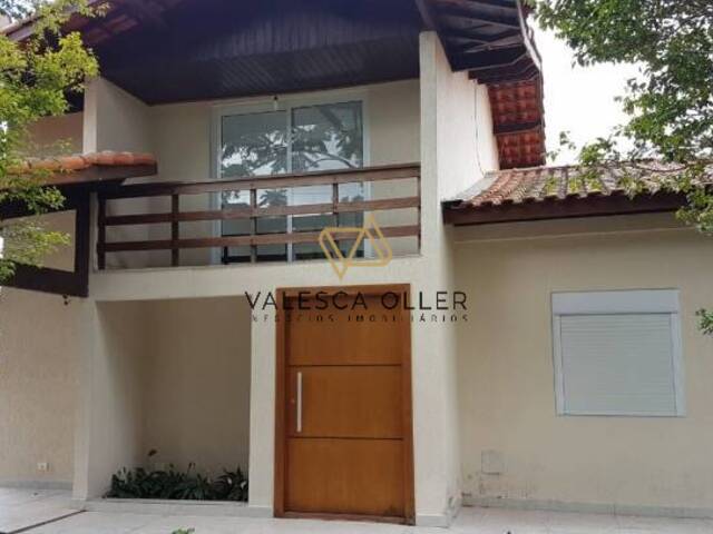 Casa para Venda em Jandira - 2