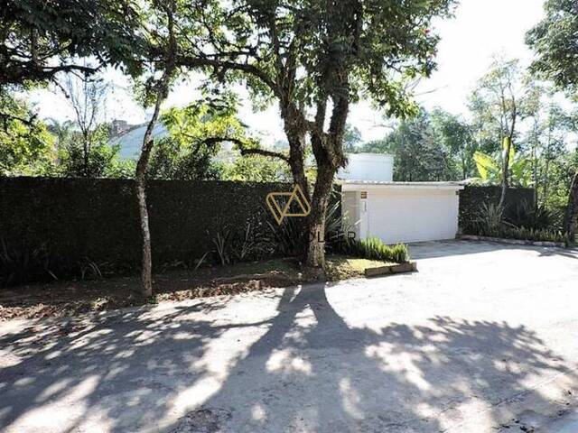 Casa para Venda em Carapicuíba - 2