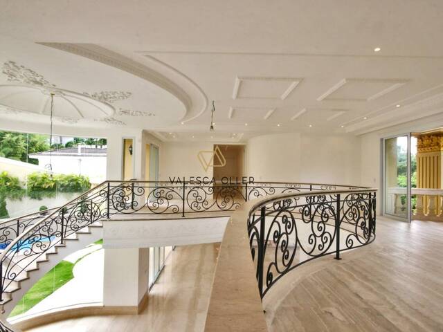 Casa para Venda em Santana de Parnaíba - 4