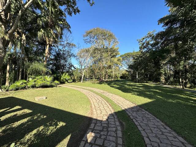 Casa para Venda em Carapicuíba - 2