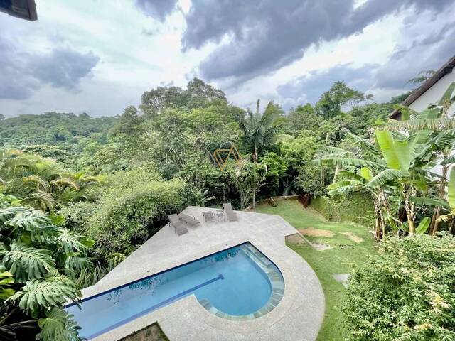 Casa para Venda em Carapicuíba - 2