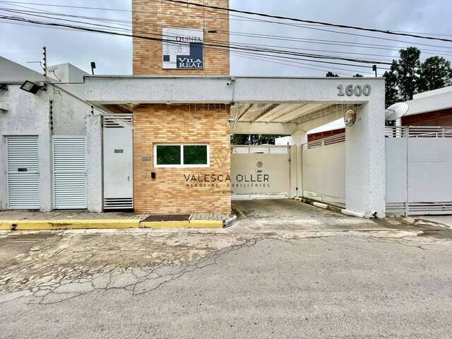 Casa para Venda em Cotia - 2
