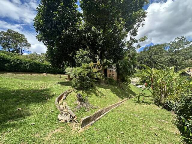 Venda em Recanto Impla - Carapicuíba