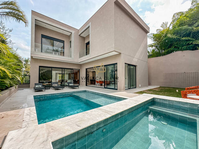 #3284 - Casa para Venda em Santana de Parnaíba - SP - 1