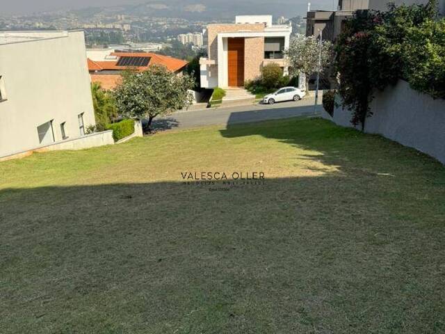 Terreno para Venda em Santana de Parnaíba - 5