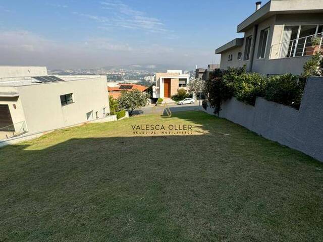 Terreno para Venda em Santana de Parnaíba - 4
