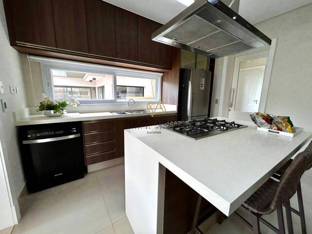 Casa para Venda em Santana de Parnaíba - 4