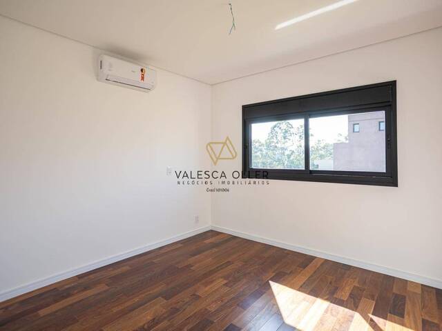 Casa para Venda em Cotia - 3