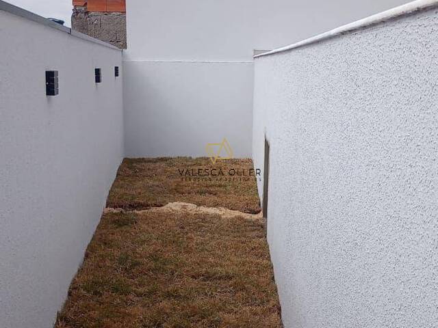 #3570 - Casa para Venda em Jandira - SP - 3