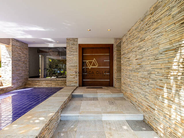 Casa para Venda em Santana de Parnaíba - 4