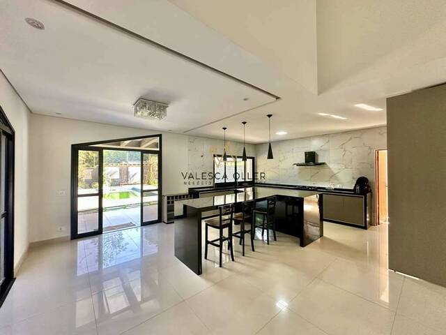 Casa para Venda em Cotia - 3