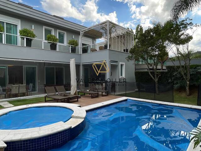 #3606 - Casa para Venda em Santana de Parnaíba - SP - 1