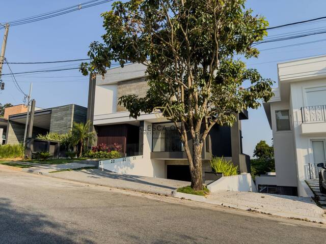 Casa para Venda em Santana de Parnaíba - 2
