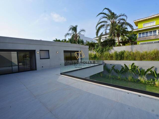 Casa para Venda em Santana de Parnaíba - 5