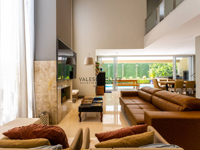 Casa para Venda em Santana de Parnaíba - 5