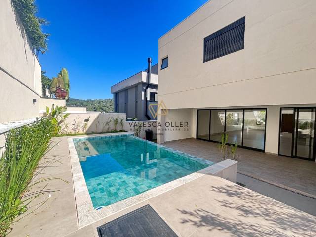 Casa para Venda em Santana de Parnaíba - 4