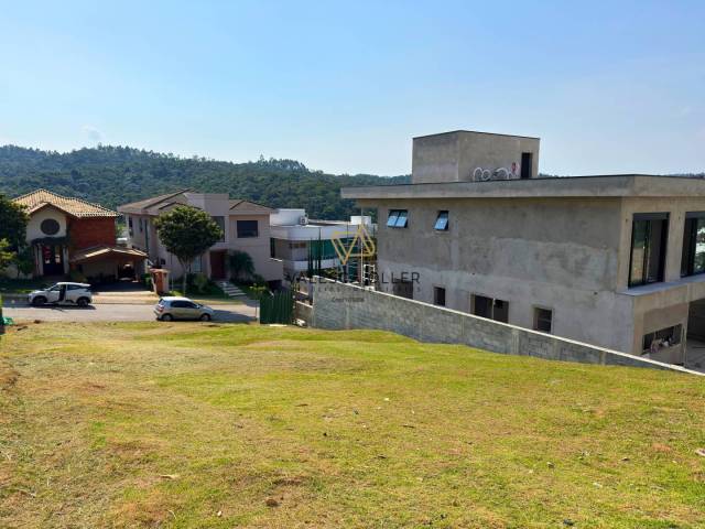 Terreno para Venda em Santana de Parnaíba - 4