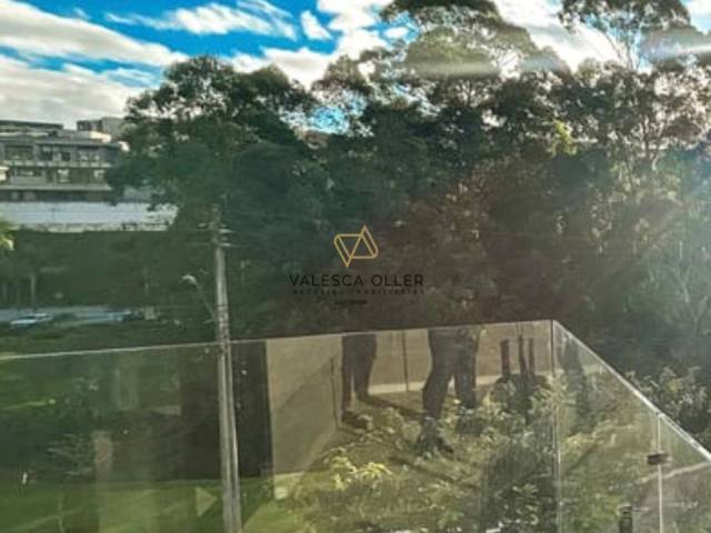 Casa para Venda em Santana de Parnaíba - 5