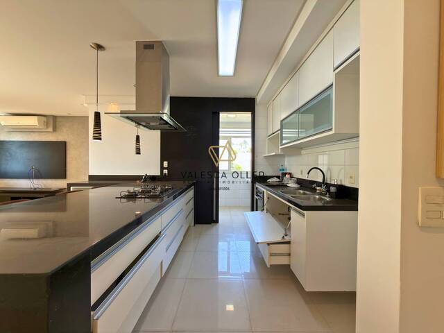 Apartamento para Venda em Santana de Parnaíba - 4