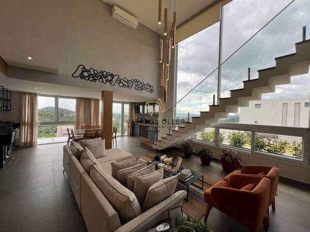 Casa para Venda em Santana de Parnaíba - 4