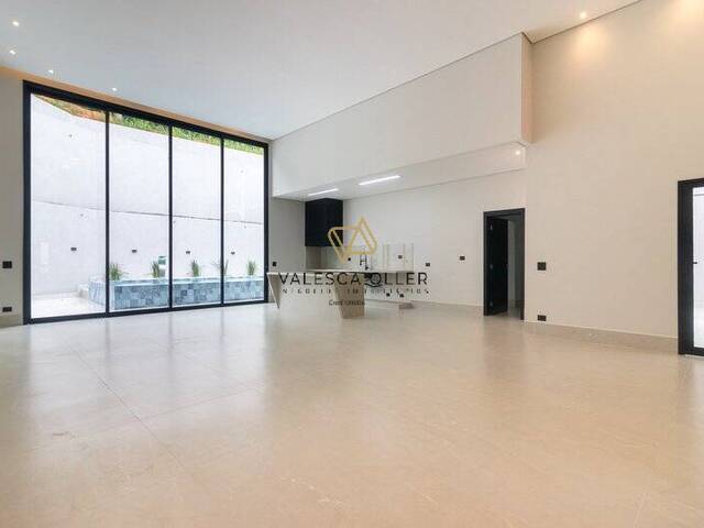 Casa para Venda em Santana de Parnaíba - 5