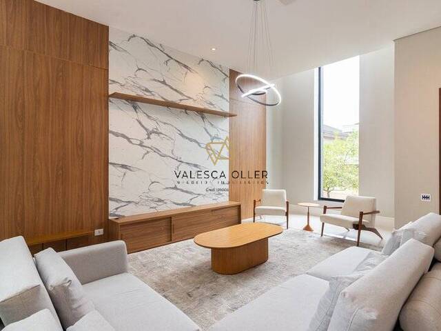 Casa para Venda em Santana de Parnaíba - 4