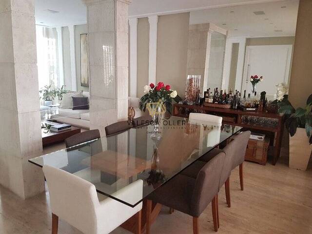 Casa para Venda em Santana de Parnaíba - 4