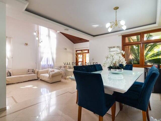 Casa para Venda em Santana de Parnaíba - 4