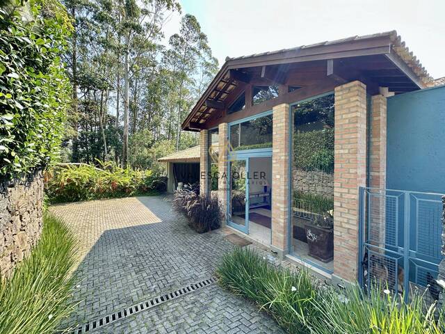 Casa para Venda em Embu das Artes - 5