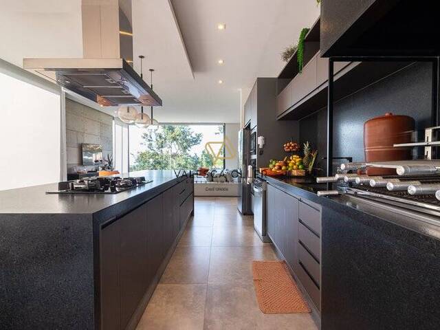 Casa para Locação em Santana de Parnaíba - 4