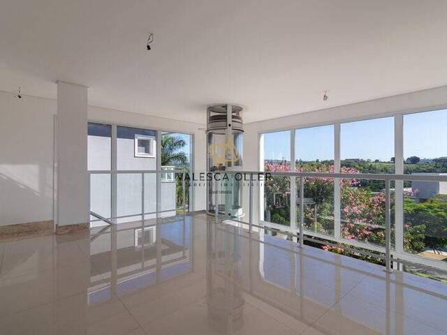 Casa para Venda em Santana de Parnaíba - 4