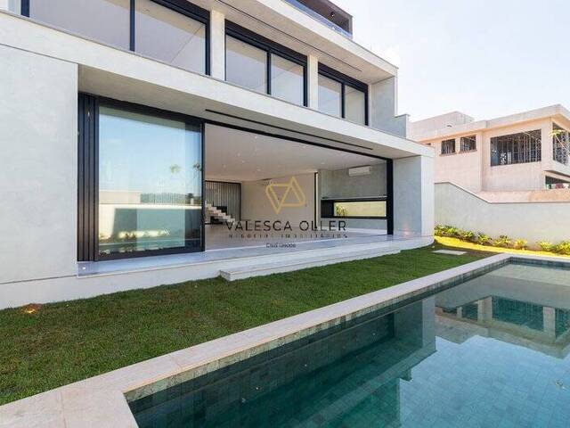 #3820 - Casa para Venda em Santana de Parnaíba - SP - 2