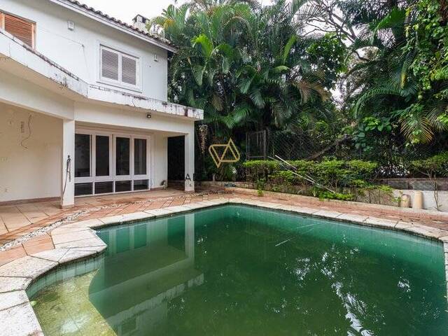 #3825 - Casa para Venda em Santana de Parnaíba - SP - 1