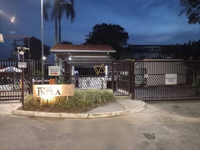 Terreno para Venda em Carapicuíba - 4