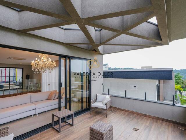 Casa para Venda em Santana de Parnaíba - 5