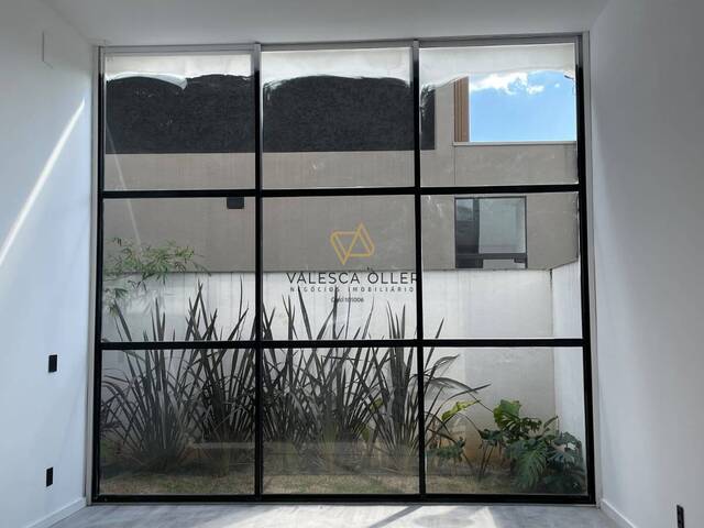 #3835 - Casa para Venda em Santana de Parnaíba - SP - 2