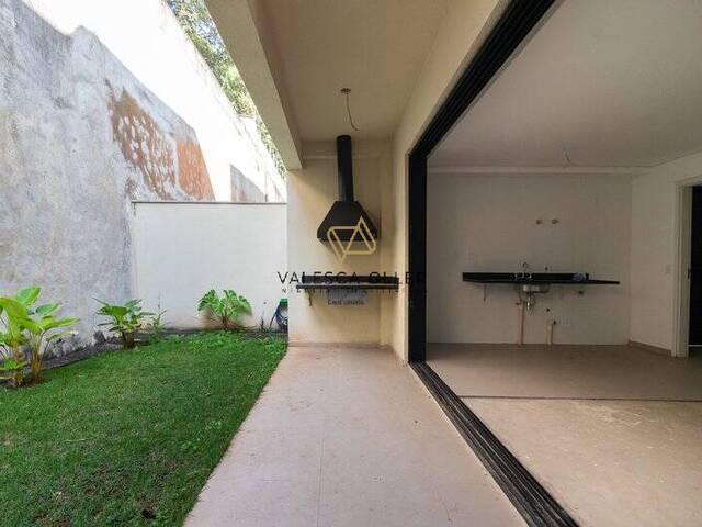 Casa para Venda em Santana de Parnaíba - 5