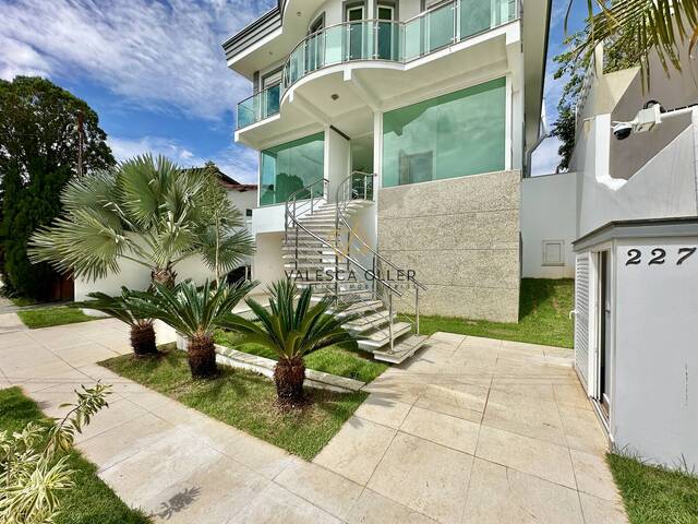 Casa para Venda em Cotia - 2