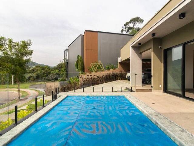 Casa para Venda em Santana de Parnaíba - 4