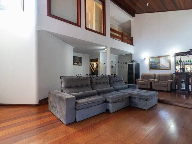 Casa para Venda em Santana de Parnaíba - 5