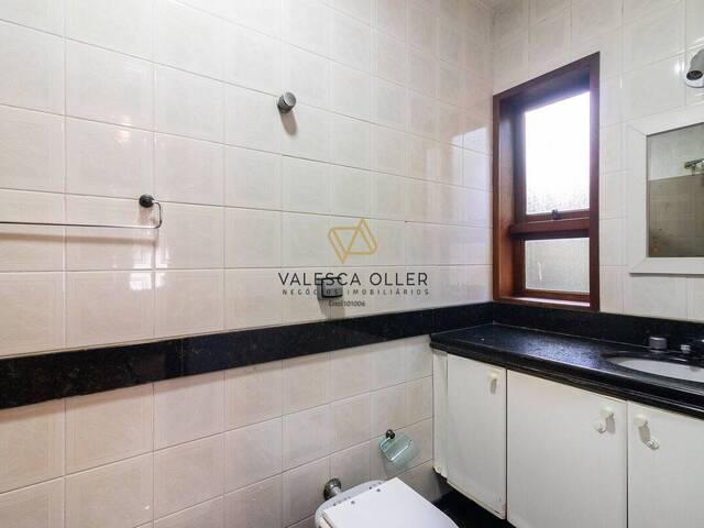 Casa para Venda em Santana de Parnaíba - 5