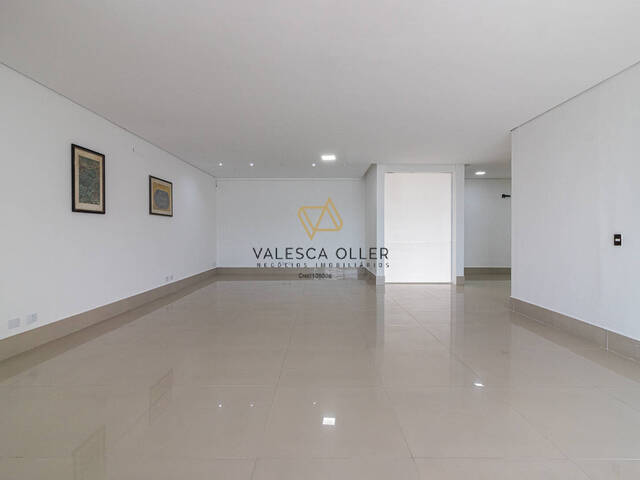 Casa para Venda em Santana de Parnaíba - 5