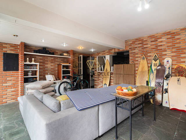 Casa para Venda em Santana de Parnaíba - 4
