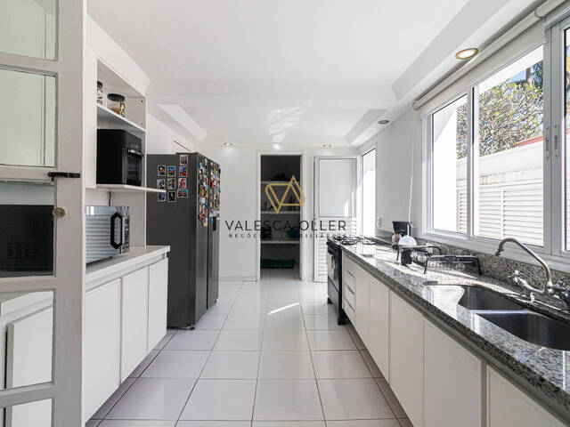 Casa para Venda em Santana de Parnaíba - 4