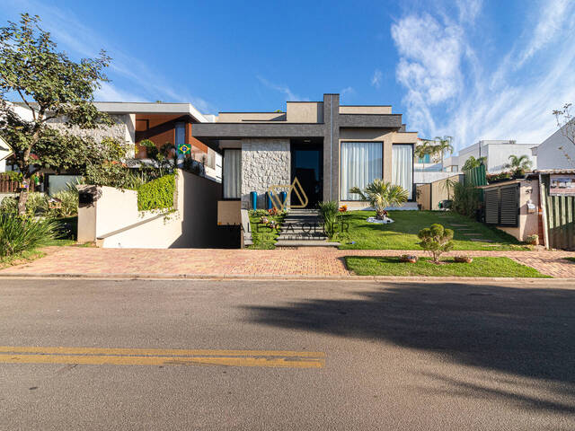#3926 - Casa para Venda em Santana de Parnaíba - SP - 1