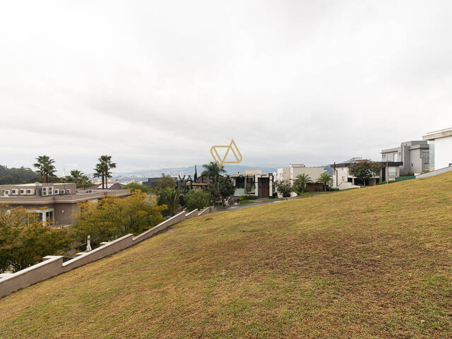 Área para Venda em Santana de Parnaíba - 4
