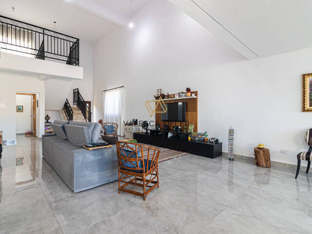 Casa para Venda em Santana de Parnaíba - 4