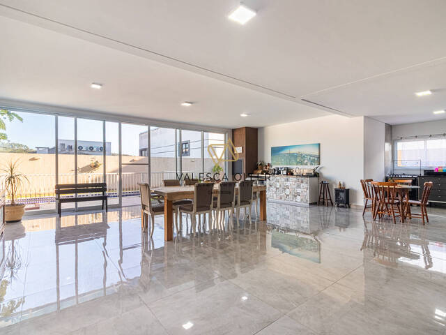 Casa para Venda em Santana de Parnaíba - 5