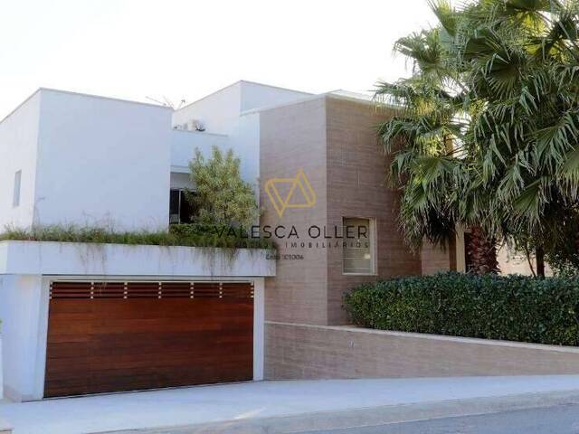 Venda em Golf Gardens - Carapicuíba